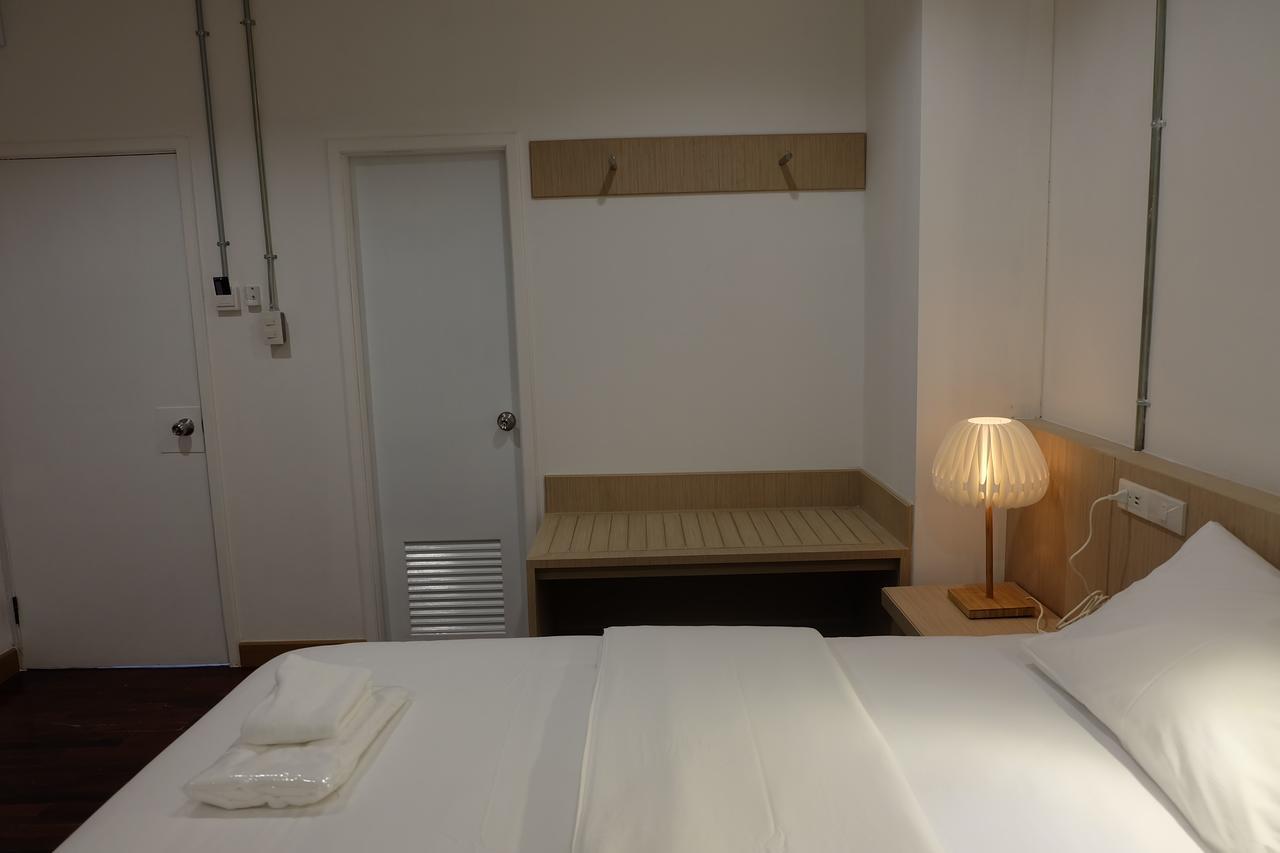 F Plus F Hostel Chiang Mai Esterno foto