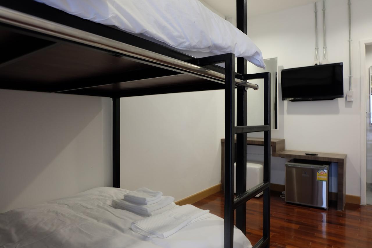 F Plus F Hostel Chiang Mai Esterno foto